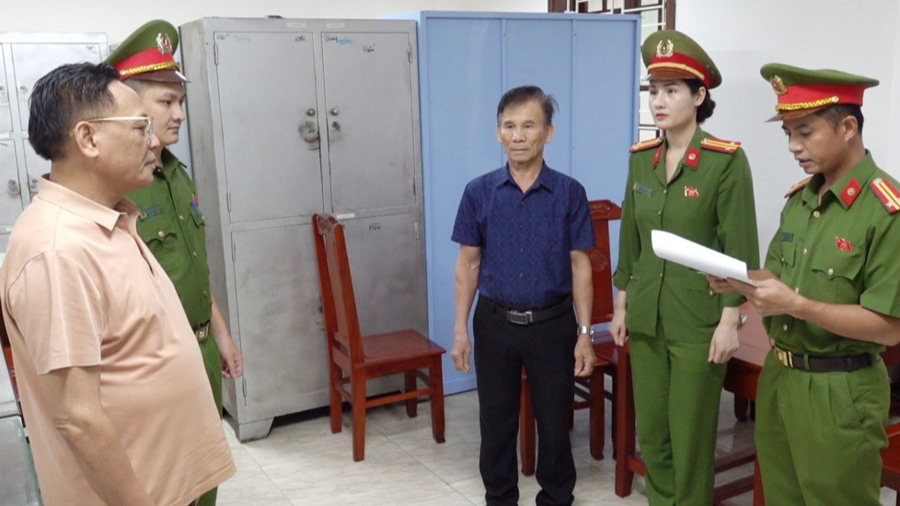 Vì sao Chủ tịch Tập đoàn Bất động sản Đông Á Cao Tiến Đoan bị bắt? Vì sao Chủ tịch Tập đoàn Bất động sản Đông Á Cao Tiến Đoan bị bắt?