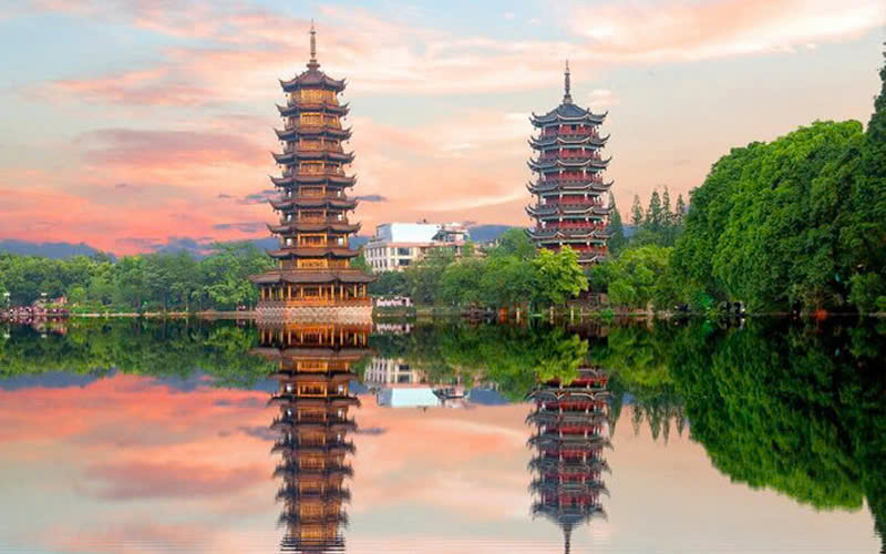Công ty Kalong còn khai thác các điểm đến du lịch vào mùa thu ở Trung Quốc.