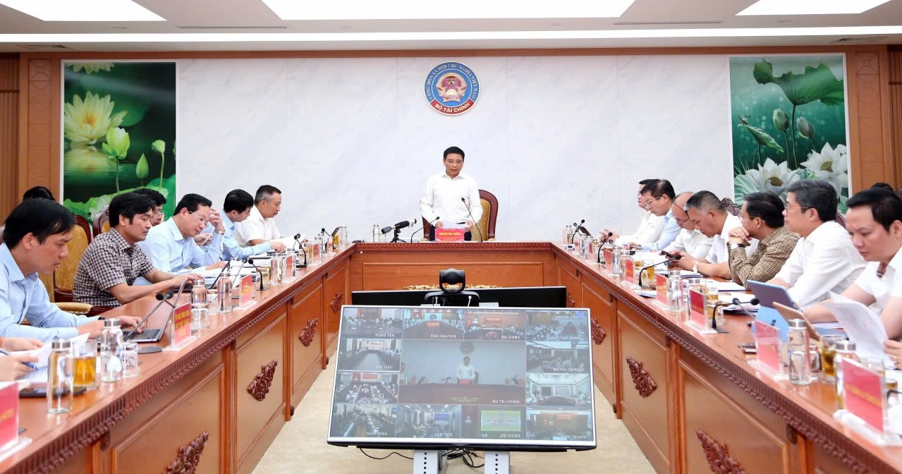 EMEGAZINE: Bộ Tài chính “kiến tạo” hành lang pháp lý cho vận hành hiệu quả chính quyền 2 cấp - Ảnh 4