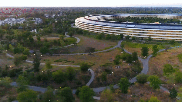 [Video] Đột nhập trụ sở Apple như phi thuyền của người ngoài hành tinh 