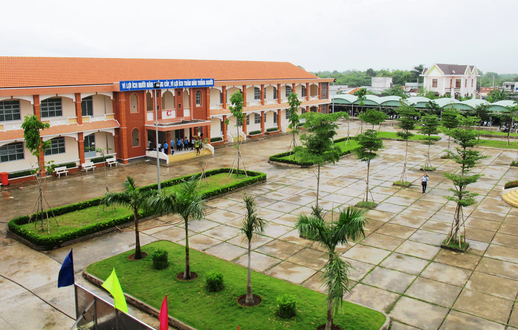 Trường THPT Nguyễn Đình Chiểu (Cần Giuộc) được xây bằng vốn từ nguồn thu XSKT Long An.
