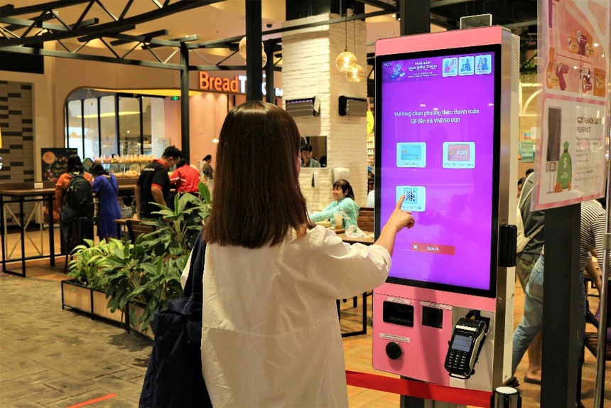 Máy chọn món tự động thanh toán bằng nhiều hình thức là sản phẩm số mang tính trải nghiệm cao ở Aeon.