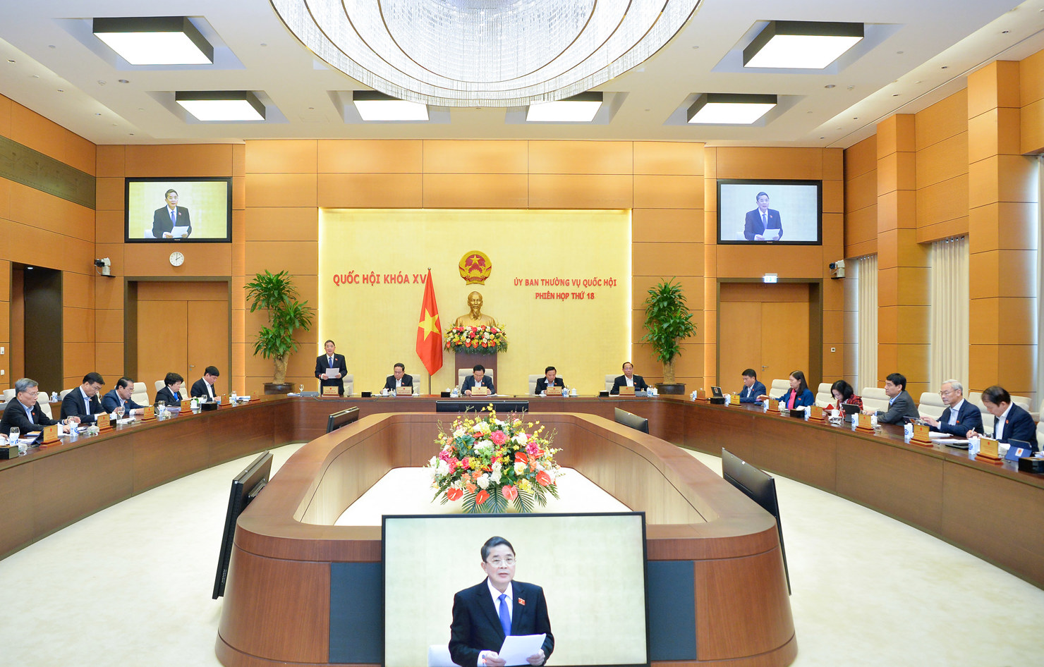 Phó Chủ tịch Quốc hội Nguyễn Đức Hải điều hành nội dung Phiên họp 