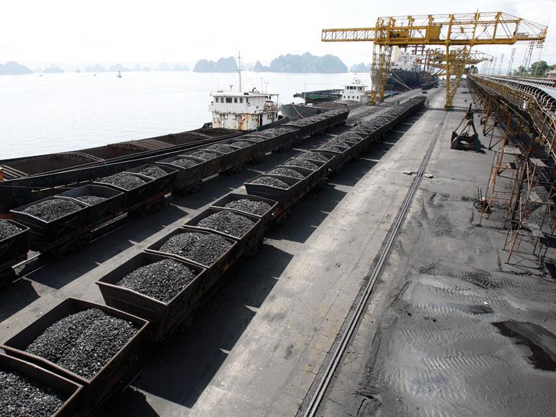 Tổng cục Hải quan yêu cầu Cục Hải quan các tỉnh, thành phố tăng cường quản lý nguồn gốc khoáng sản xuất khẩu khi làm thủ tục hải quan; Quản lý số lượng khoáng sản xuất khẩu…