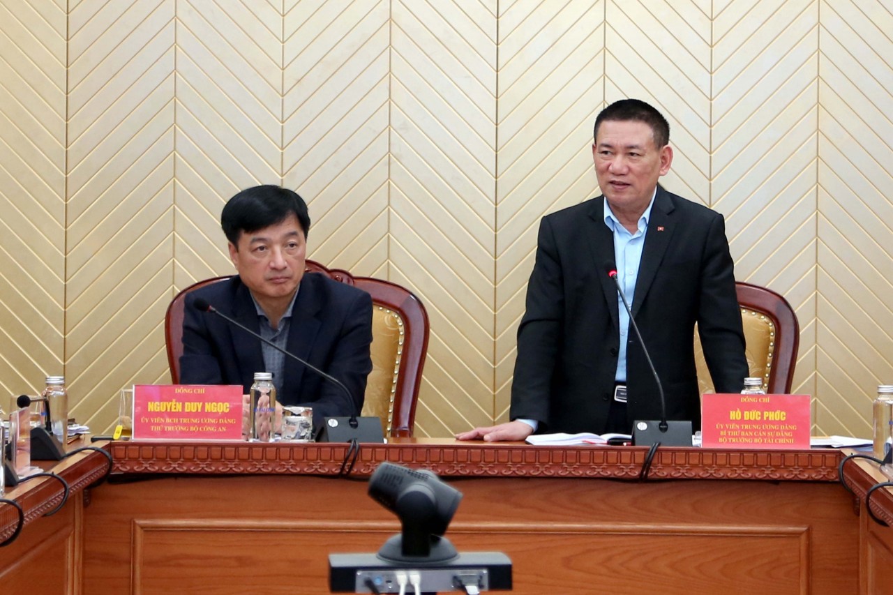 Bộ trưởng Bộ Tài chính Hồ Đức Phớc phát biểu Hội nghị triển khai giải pháp HĐĐT khởi tạo từ máy tính tiền diễn ra ngày 3/2/2023.