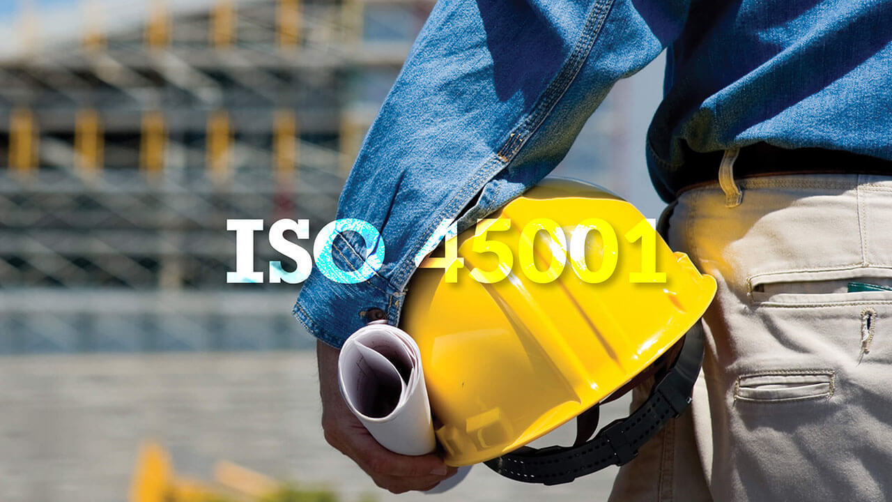 ISO 45001:2018 giúp loại trừ các mối nguy và giảm thiểu rủi ro an toàn và sức khỏe nghề nghiệp.