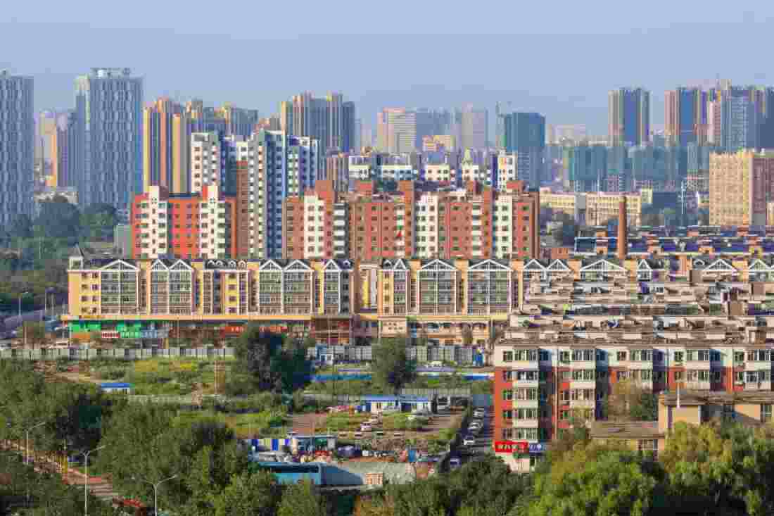 Lĩnh vực bất động sản là động lực chính cho tăng trưởng của Trung Quốc kể từ khi nước này tiến hành cải cách nhà ở theo định hướng thị trường.