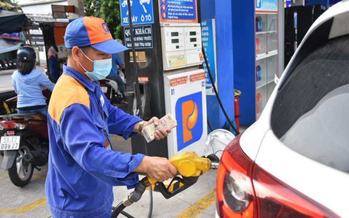 Giá xăng RON 95 tăng cao nhất là 1.120 đồng/lít, giá dầu mazut tăng cao nhất là 765 đồng/kg.