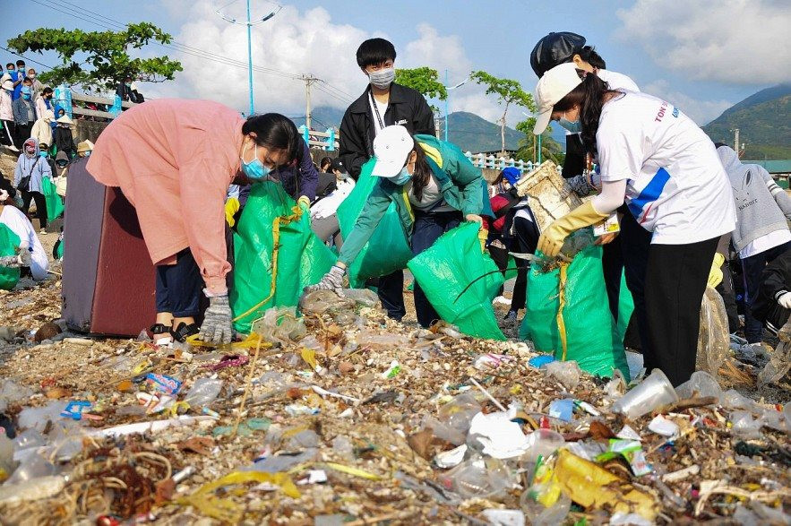 Ngành Du lịch là một nguồn phát sinh rác thải nhựa lớn trong nước.