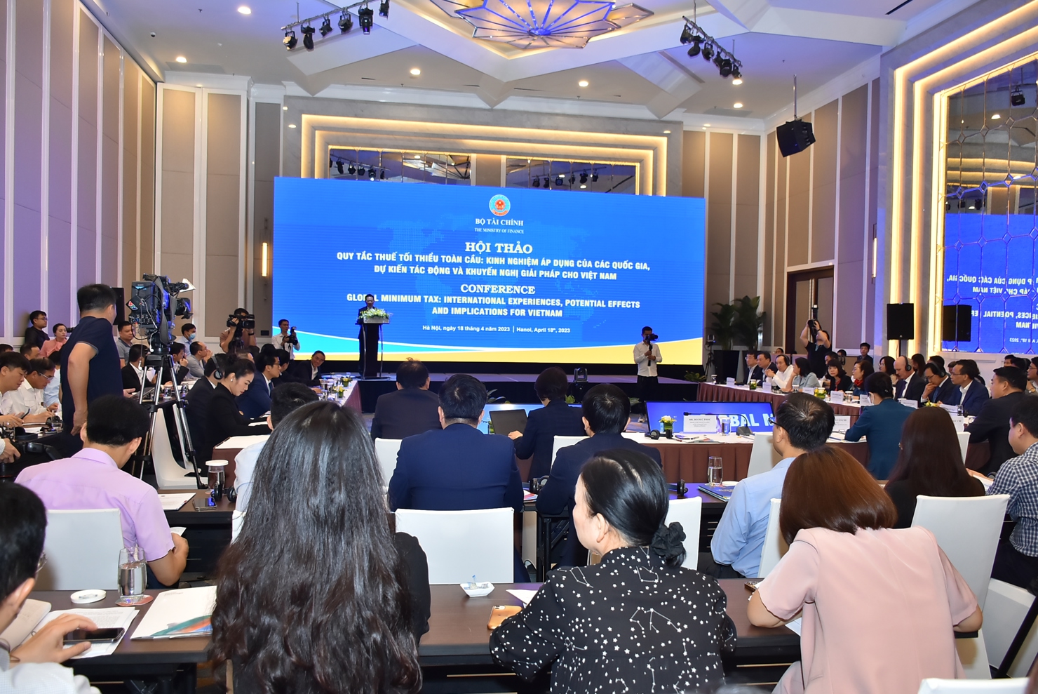 Toàn cảnh Hội thảo “Quy tắc thuế tối thiểu toàn cầu: Kinh nghiệm áp dụng của các quốc gia, dự kiến tác động và khuyến nghị giải pháp cho Việt Nam”. 