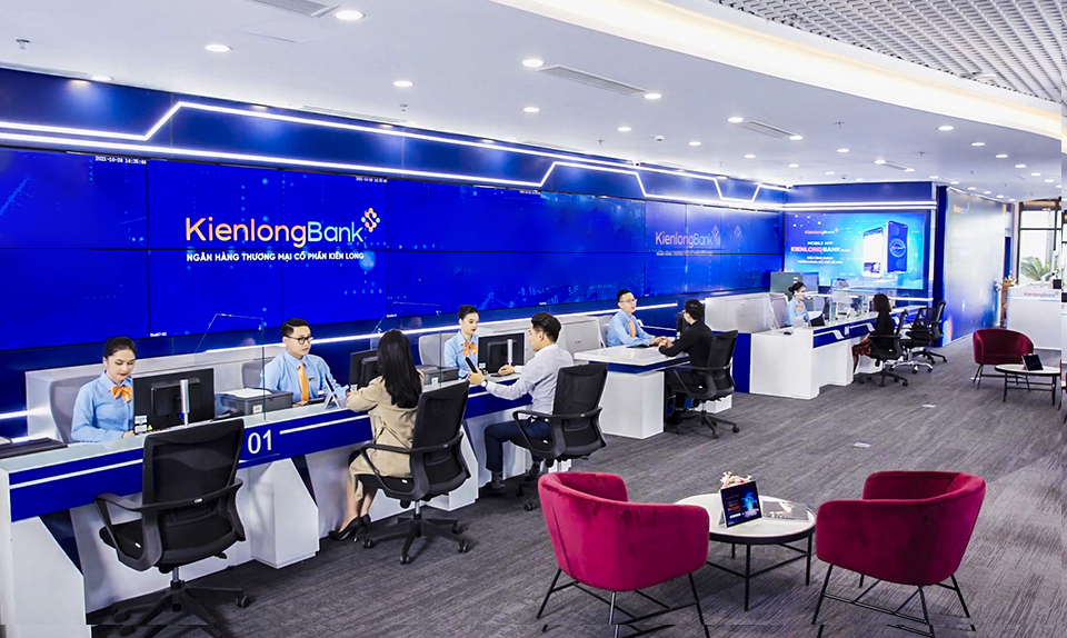 Sau 3 tháng đầu năm, KienlongBank đã hoàn thành 28% chi tiêu kế hoạch năm được ĐHĐCĐ thông qua. Ảnh: KLB