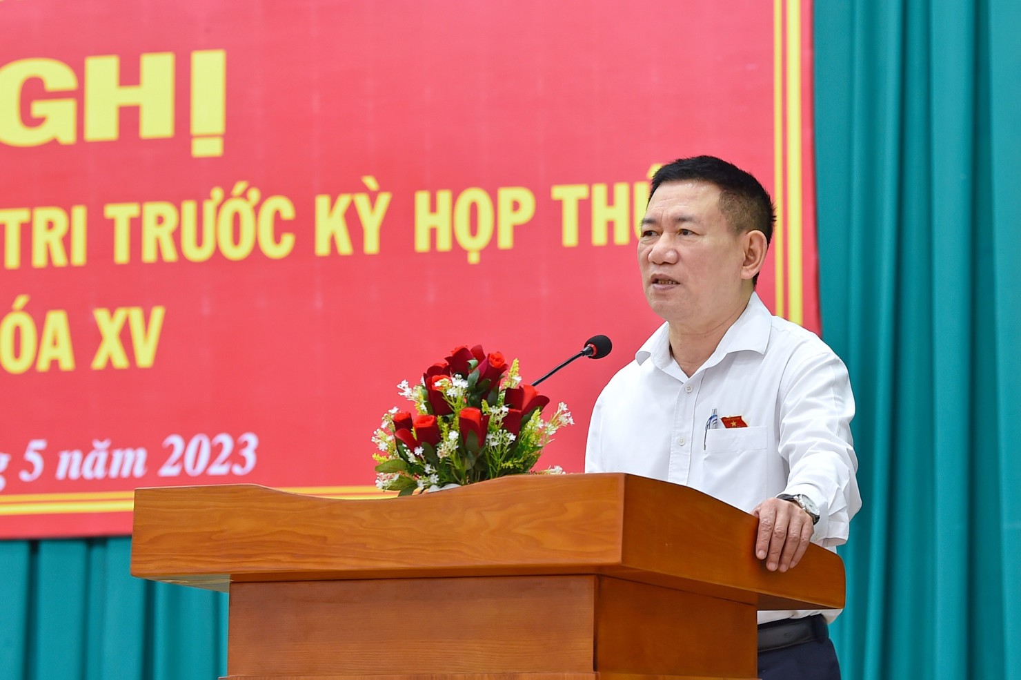 Bộ trưởng Hồ Đức Phớc tiếp xúc cử tri tại huyện Phù Mỹ, tỉnh Bình Định sáng 9/5/2023. Ảnh: Hoàng Tuấn