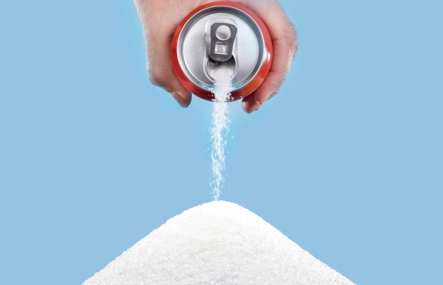 Tiêu thụ nhiều đồ uống có đường có thể làm tăng nguy cơ béo phì, tiểu đường loại 2 và bệnh tim mạch.