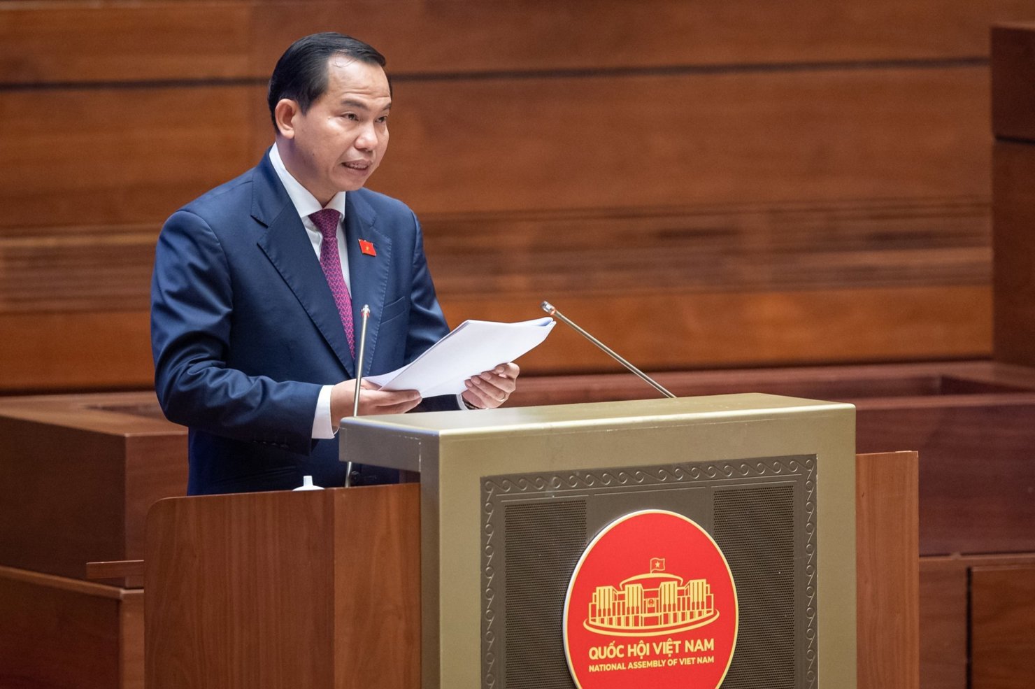 Chủ nhiệm Ủy ban Tài chính, Ngân sách Lê Quang Mạnh trình bày Báo cáo giải trình, tiếp thu, chỉnh lý dự thảo Luật Giá (sửa đổi).