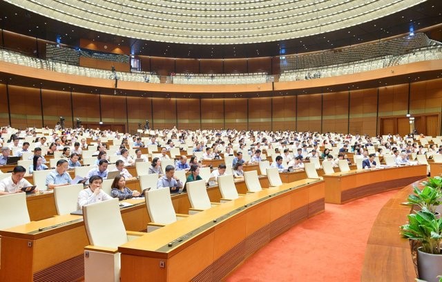 Các đại biểu Quốc hội dự phiên thảo luận chiều 1/6/2023. 
