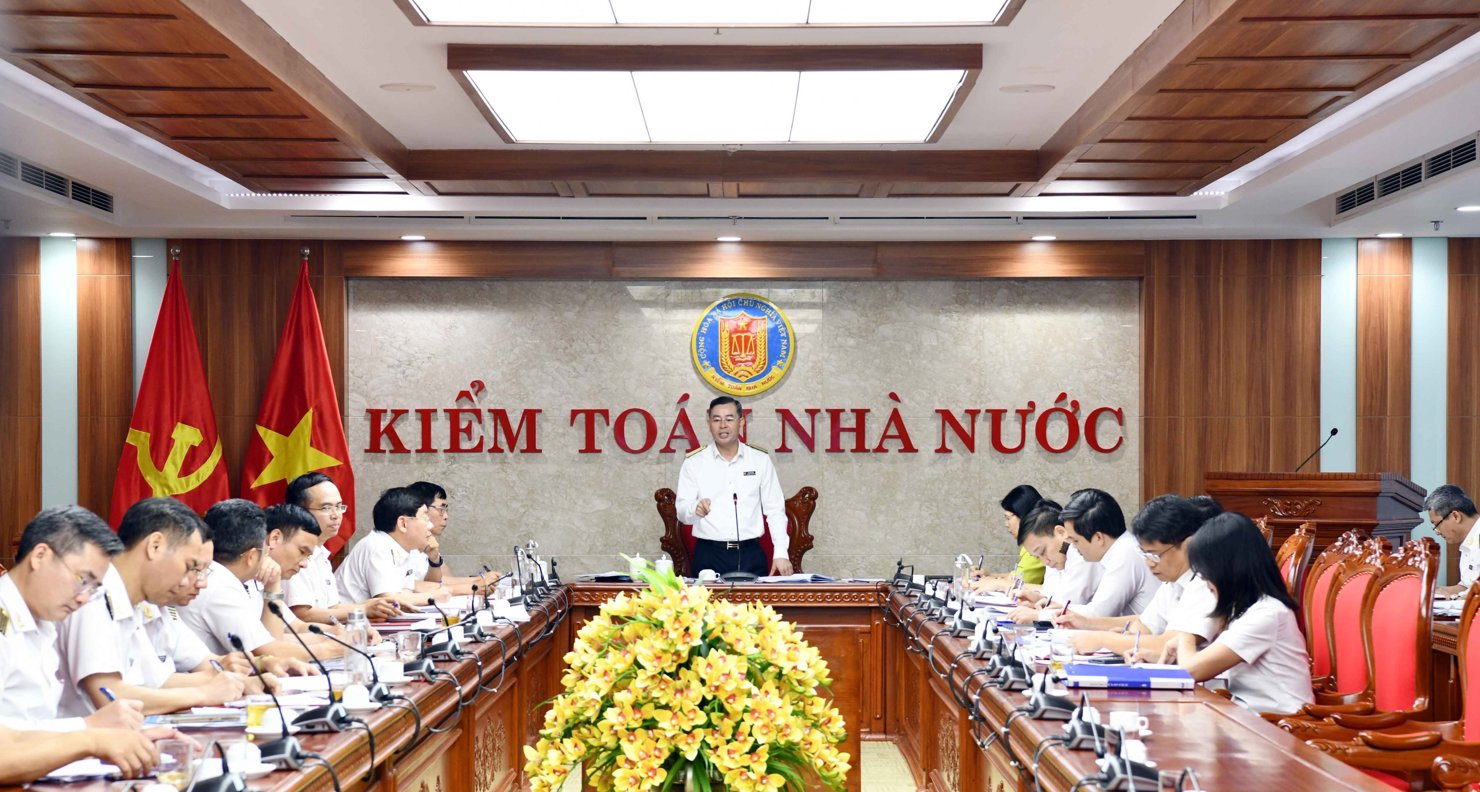 Tổng Kiểm toán nhà nước Ngô Văn Tuấn chủ trì cuộc họp.