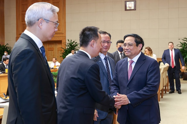 Thủ tướng Phạm Minh Chính với các doanh nghiệp đầu tư nước ngoài tại Hội nghị Thủ tướng Chính phủ với doanh nghiệp đầu tư nước ngoài (tháng 9/2022). Ảnh: VGP/Nhật Bắc