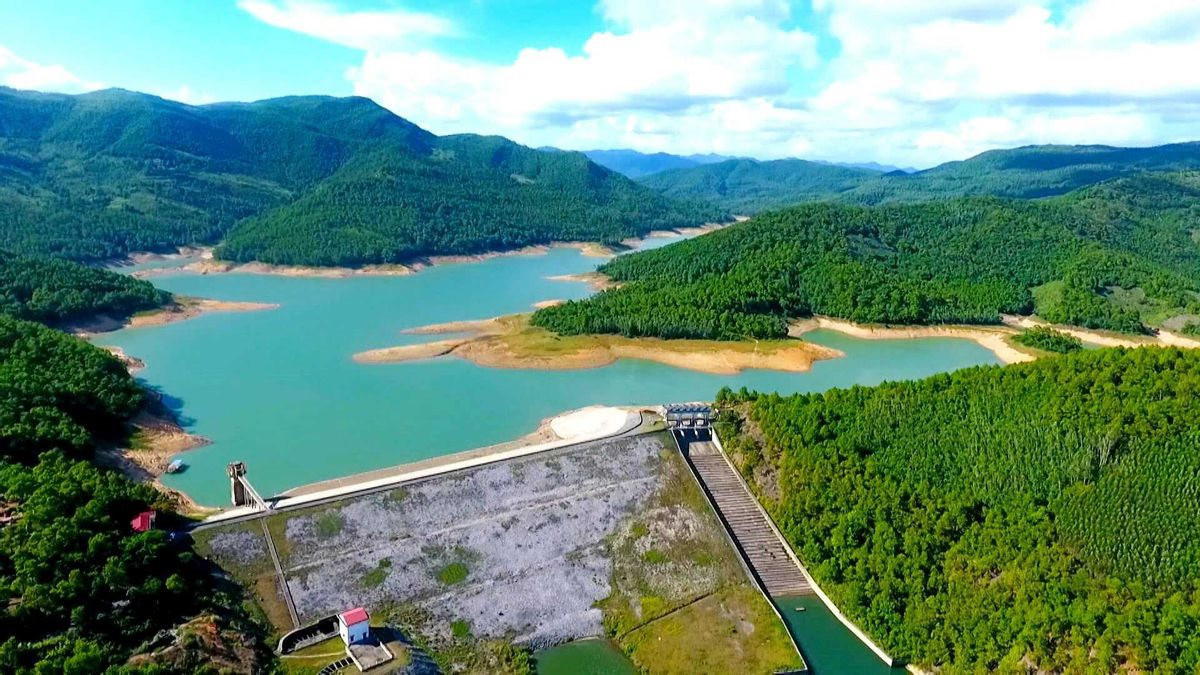 Việt Nam đang đối mặt với những thách thức ngày càng tăng về tài nguyên nước.