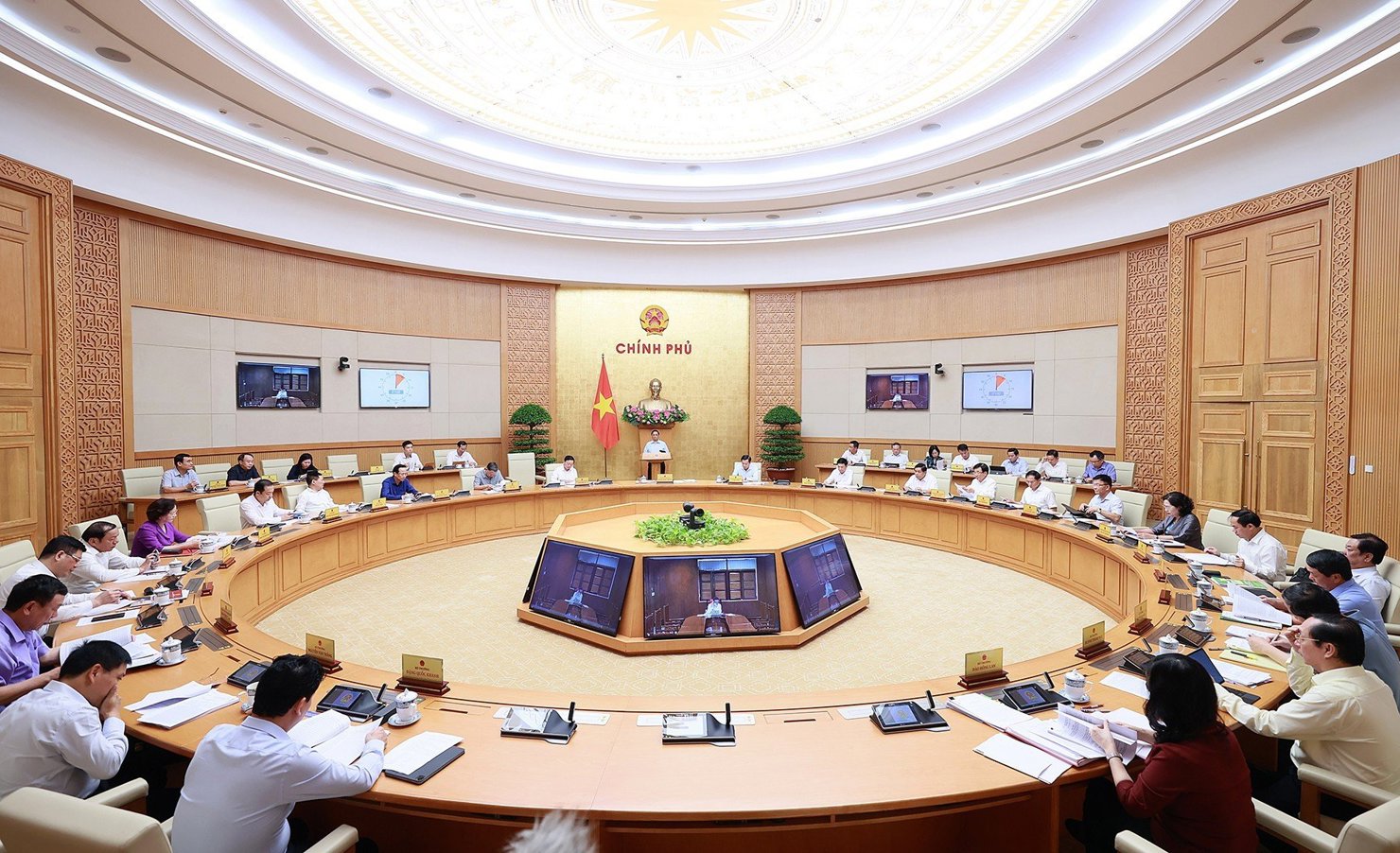 Thủ tướng Phạm Minh Chính chủ trì phiên họp Chính phủ thường kỳ tháng 7/2023.