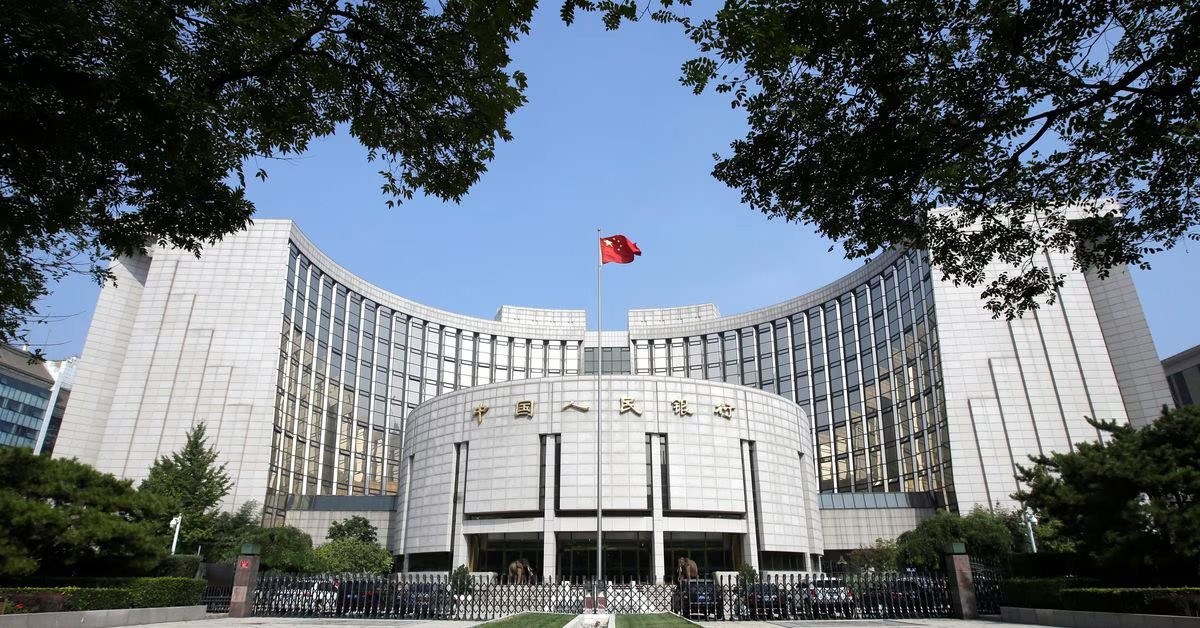 Ngày 15/8, PBoC quyết định hạ lãi suất cho các khoản vay kỳ hạn một năm.