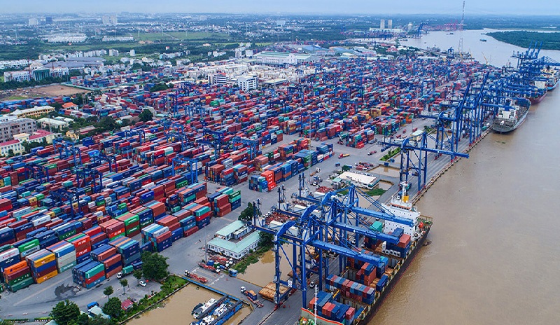 TP. Hồ Chí Minh giảm phí hạ tầng cảng biển hỗ trợ cho doanh nghiệp xuất nhập khẩu. Ảnh: HQ
