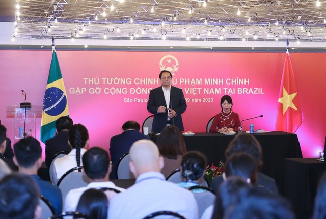 Thủ tướng khẳng định Đảng, Nhà nước ta luôn quan tâm tới cộng đồng người Việt Nam ở nước ngoài nói chung và đồng bào ta ở Brazil nói riêng - Ảnh: VGP/Nhật Bắc