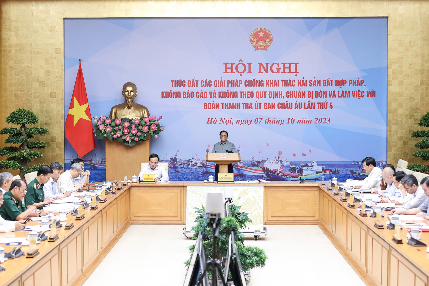 Thủ tướng Chính phủ Phạm Minh Chính chủ trì Hội nghị. 