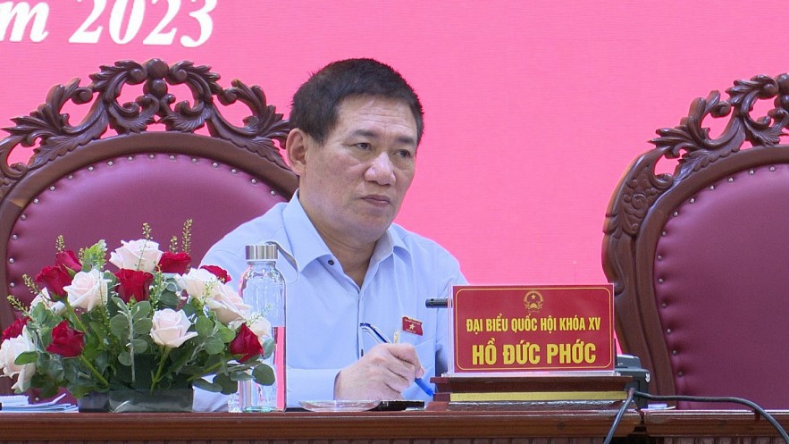 Bộ trưởng Bộ Tài chính Hồ Đức Phớc tại cuộc tiếp xúc cử tri huyện Phù Cát, tỉnh Bình Định.