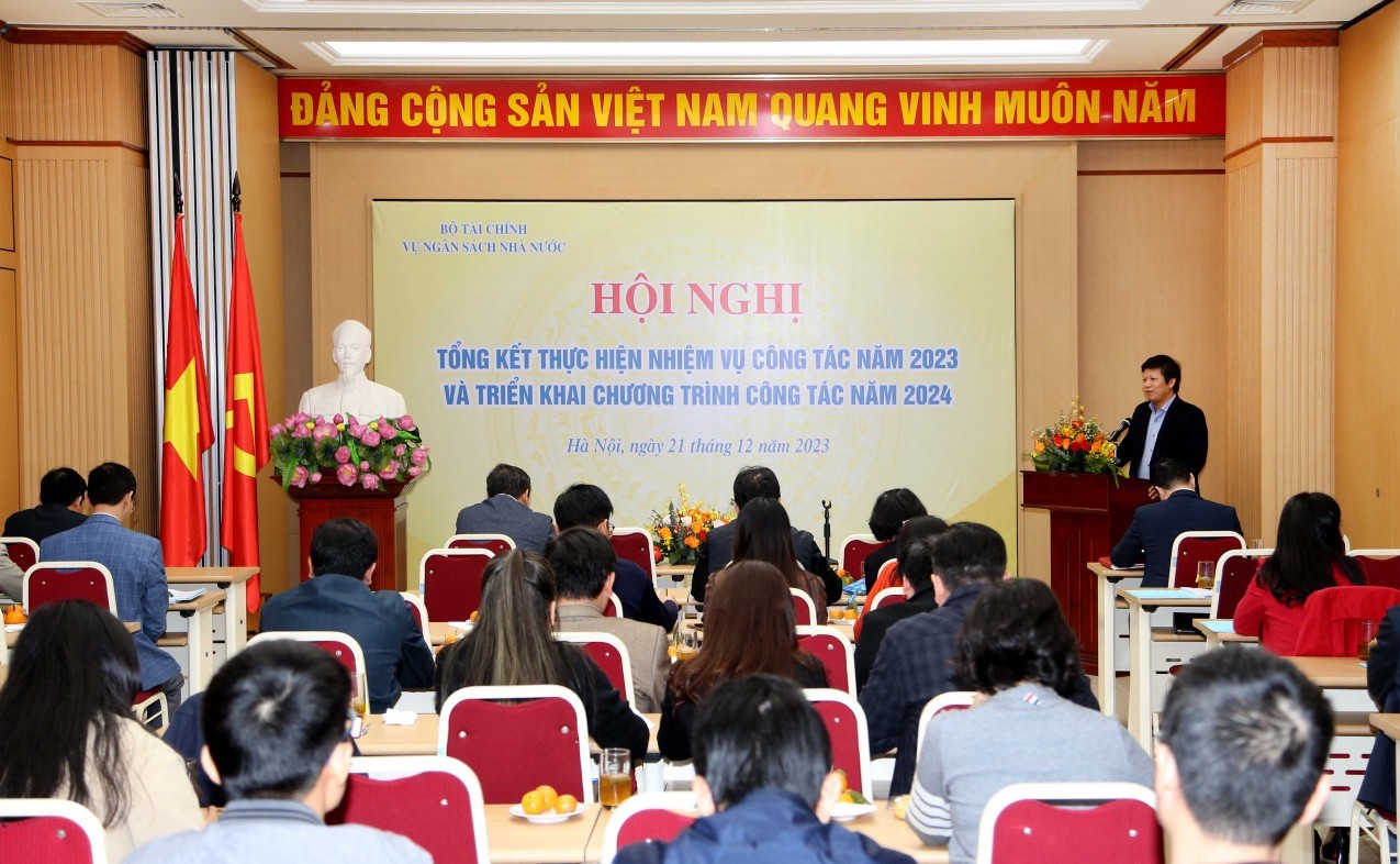 Toàn cảnh hội nghị.