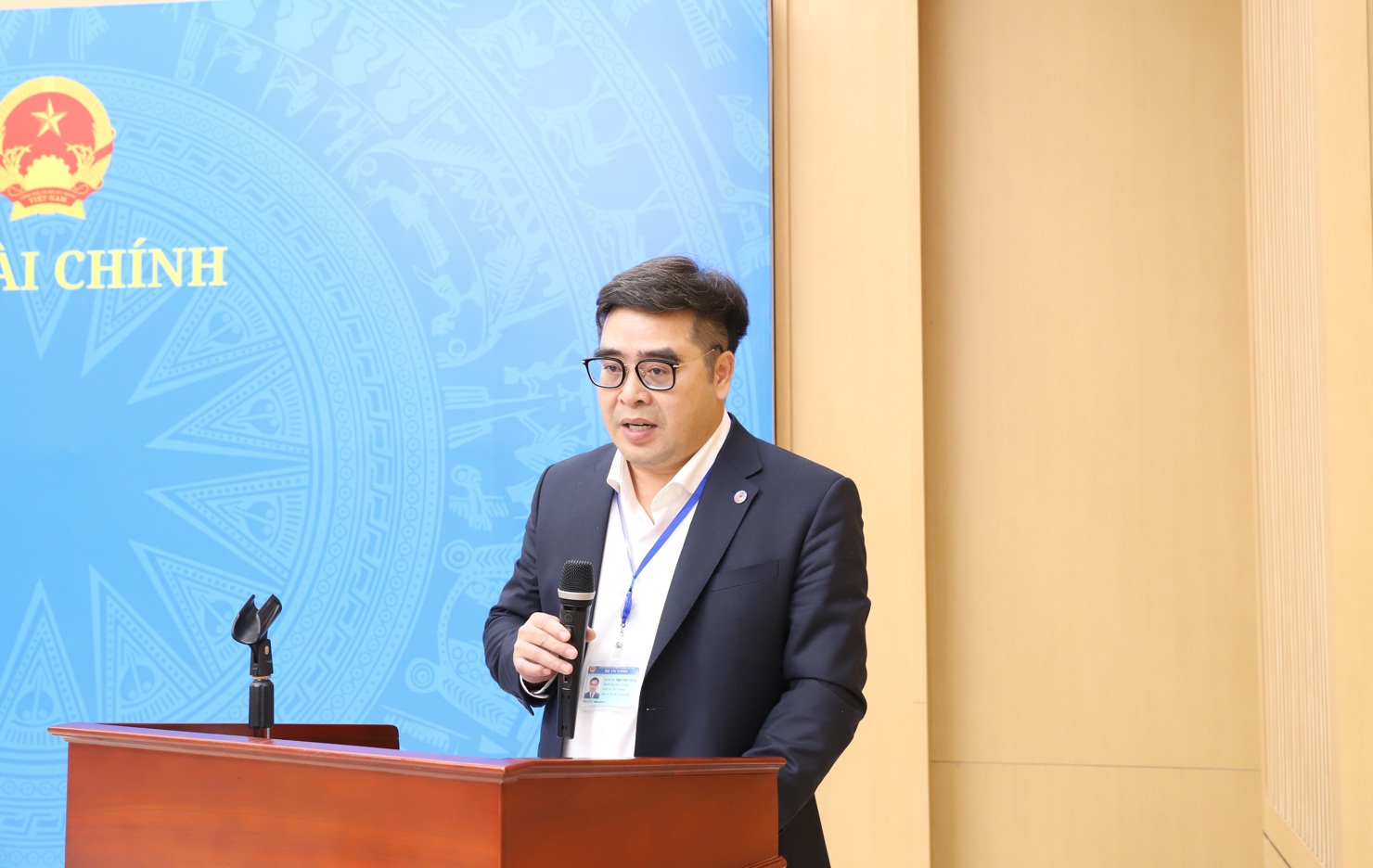 Ông Ngô Việt Trung - Cục trưởng Cục Quản lý, giám sát bảo hiểm phát biểu tại Hội nghị.