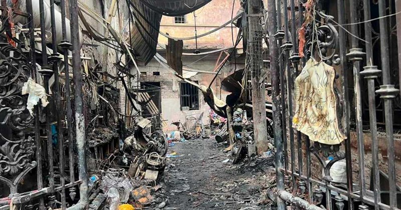 Vụ cháy nhà trọ 3 tầng ở Trung Kính (Hà Nội) rạng sáng ngày 24/5/2024 gây thiệt hại nặng nề về người và tài sản. 