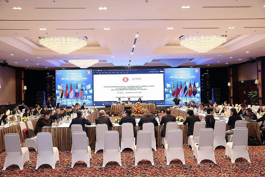 Hội nghị Tổng cục trưởng Hải quan ASEAN lần thứ 33 đã kết thúc tốt đẹp.
