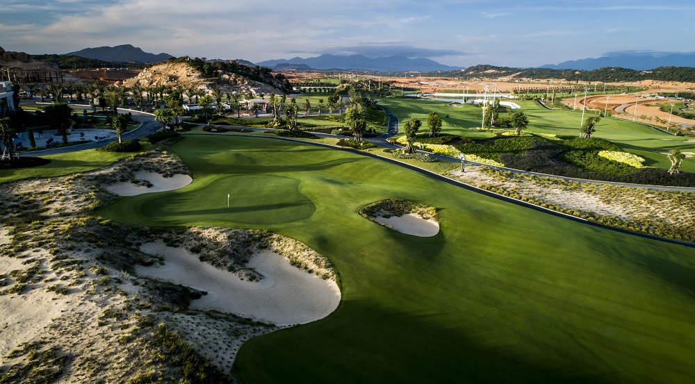 Phân khu sân golf 27 lỗ của Khu phức hợp nghỉ dưỡng và giải trí KN Paradise có diện tích khoảng 90ha. Ảnh: KN