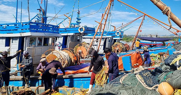 Chủ động theo dõi tình hình, tham mưu cấm biển nhằm đảm bảo an toàn cho người, tài sản tùy theo diễn biến của Bão số 03;