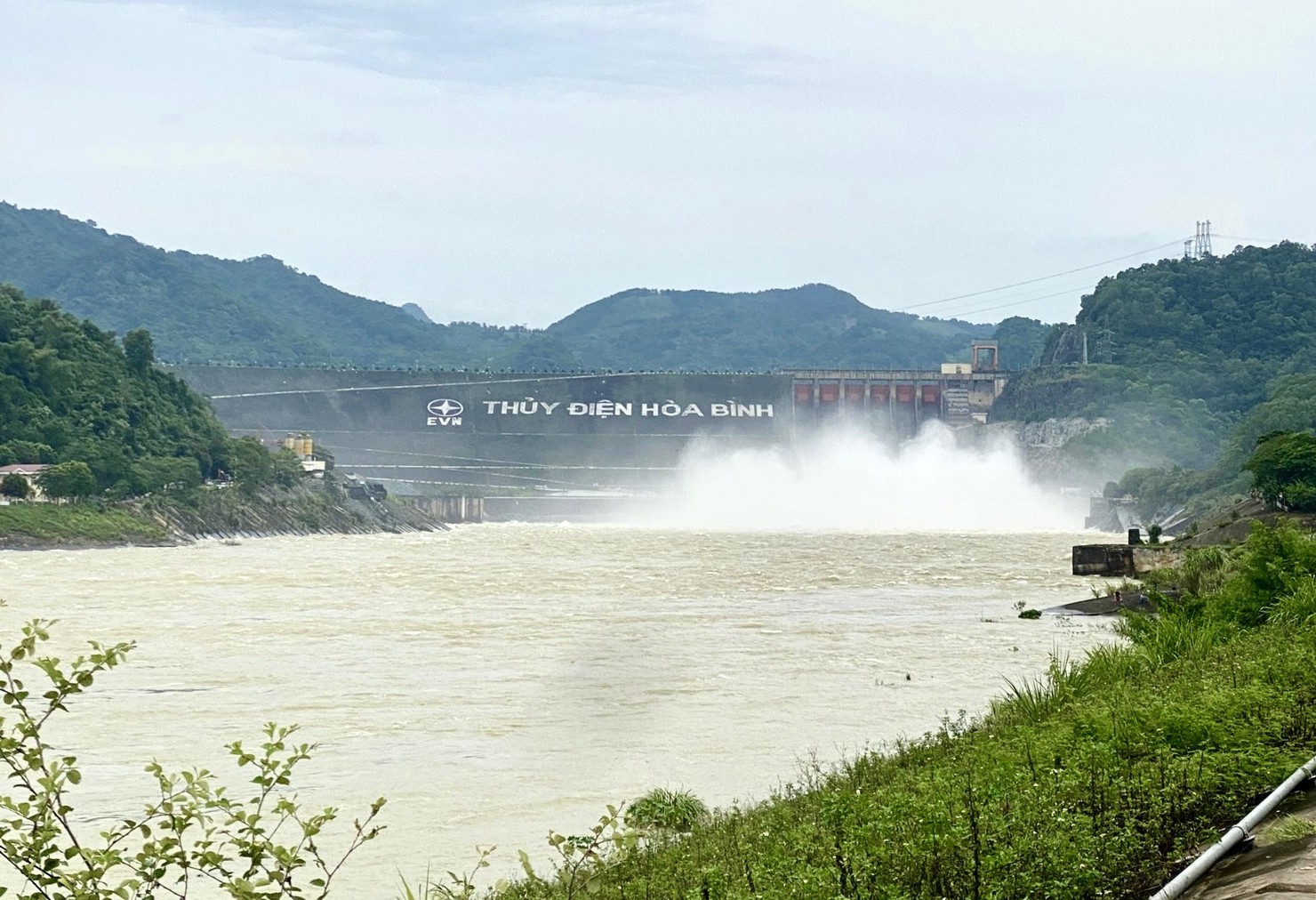 Bộ Công Thương yêu cầu tăng cường ứng phó với mưa lớn do hoàn lưu bão số 3 và đảm bảo an toàn trong vận hành công trình thuỷ điện. Ảnh: internet