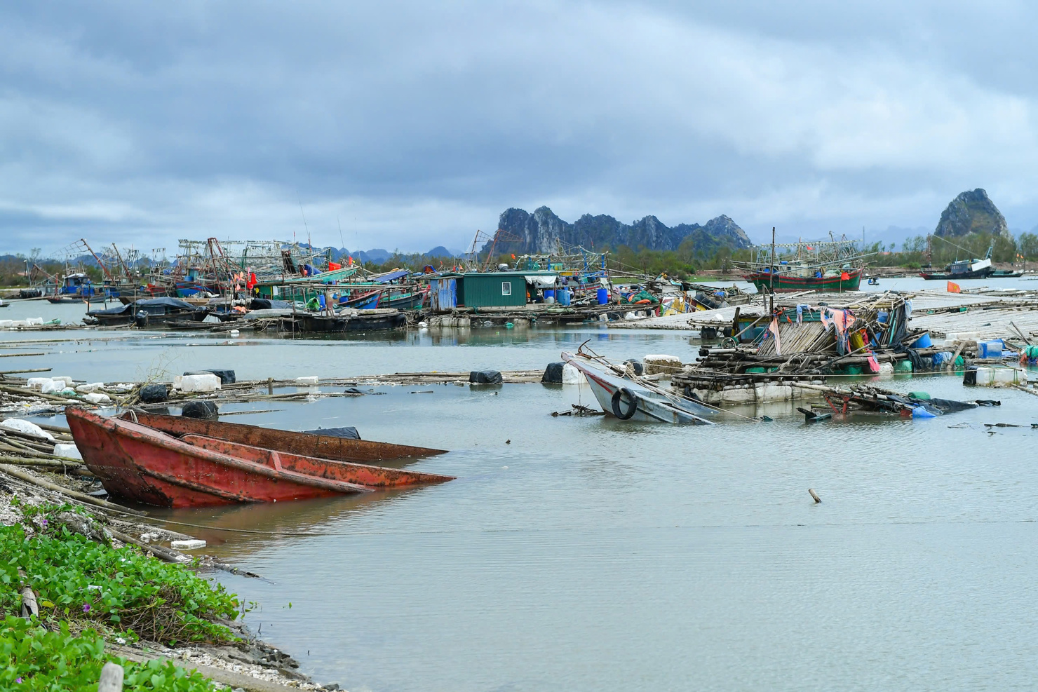 Thiệt hại về tài sản do cơn bão số 3 tại TP. Hải Phòng và tỉnh Quảng Ninh lên tới hàng nghìn tỷ đồng.