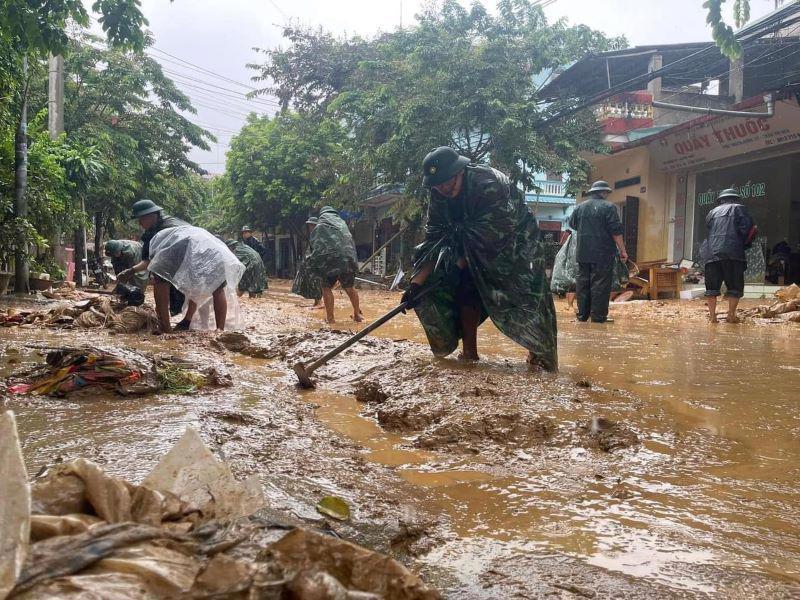 Thống kê đến 17h00 ngày 14/9/2024, số tiền các tổ chức, cá nhân ủng hộ đồng bào bị ảnh hưởng bởi cơn bão số 3 là 1.001 tỷ đồng.