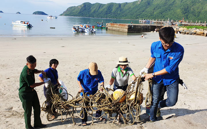 Lãnh đạo Bộ Tài nguyên và Môi trường đề nghị các đơn vị thuộc Bộ, các tỉnh, thành phố tăng cường hiệu quả công tác quản lý rác thải nhựa đại dương.