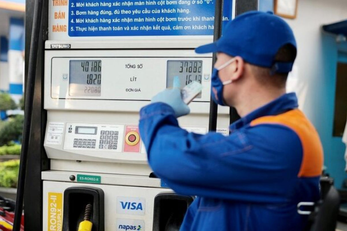 Tại kỳ điều hành lần này, giá xăng E5RON92 được điều chỉnh không cao hơn 19.846 đồng/lít.