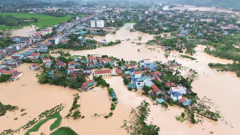 Từ đầu năm 2024 đến nay, tình hình thiên tai ở Việt Nam xảy ra rất khốc liệt, cực đoan với nhiều loại hình thiên tai, tại khắp các vùng, miền trên cả nước.