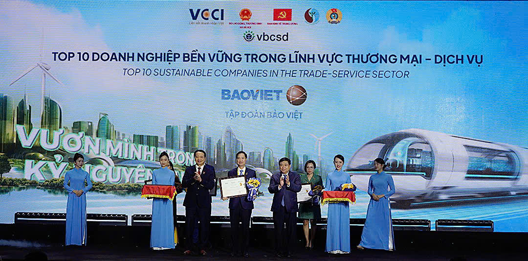 Bảo Việt nhận top 10 doanh nghiệp bền vững.