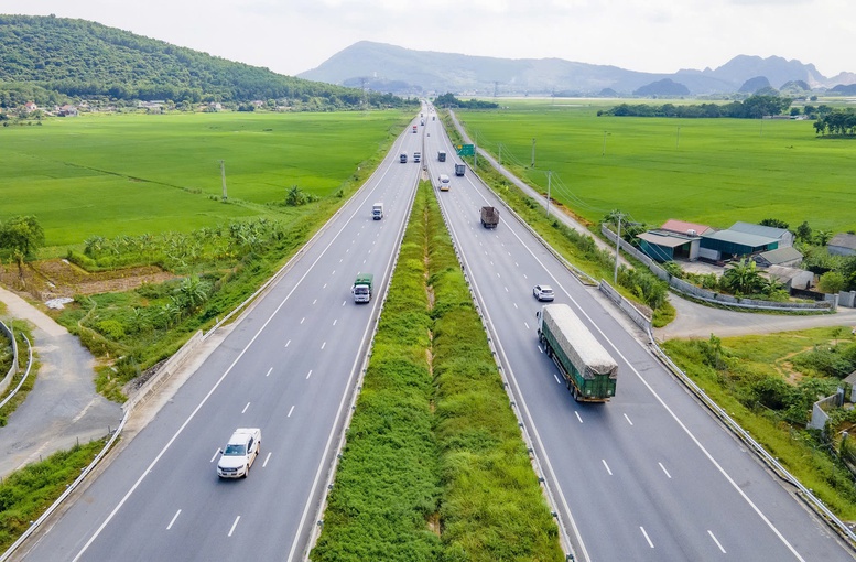 Bộ GTVT sẽ tập trung huy động mọi nguồn lực để quyết tâm triển khai thi công, đảm bảo tiến độ, chất lượng các dự án.