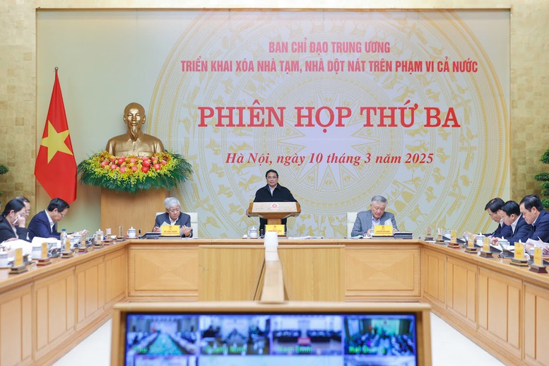 Phiên họp lần thứ 3 Ban Chỉ đạo Trung ương triển khai xóa nhà tạm, nhà dột nát trên phạm vi cả nước chiều 10/3. Ảnh: VGP/Nhật Bắc