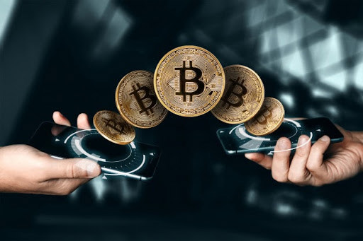 Nhiều nhà đầu tư xem Bitcoin như một loại tài sản số thay thế cho các hàng hóa truyền thống ví dụ như các kim loại quý.