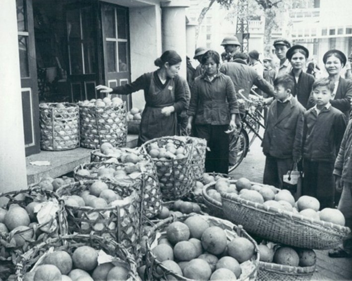 Hệ thống công thương nghiệp quốc doanh đã khẳng định vai trò quan trọng trong ổn định đời sống Nhân dân.