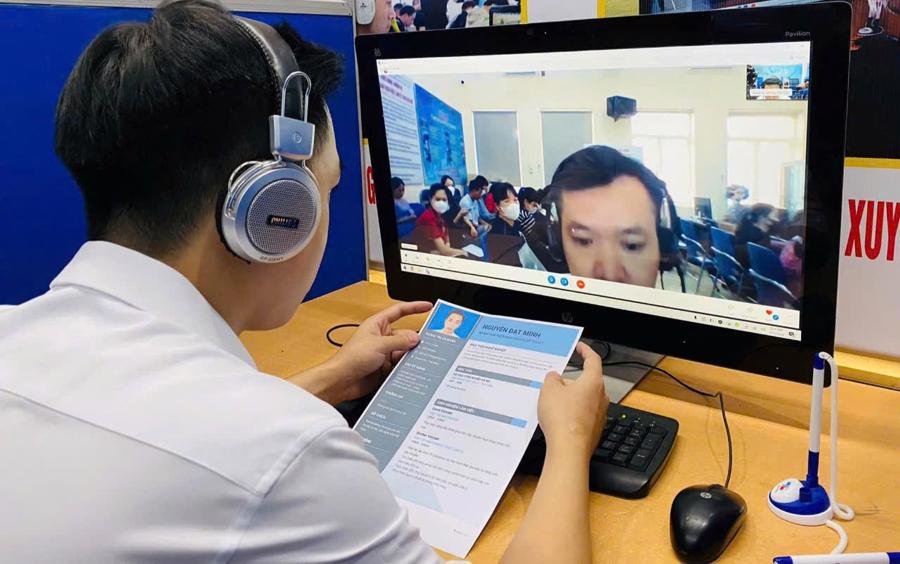Tạo điều kiện thuận lợi để tuyển dụng lao động nước ngoài