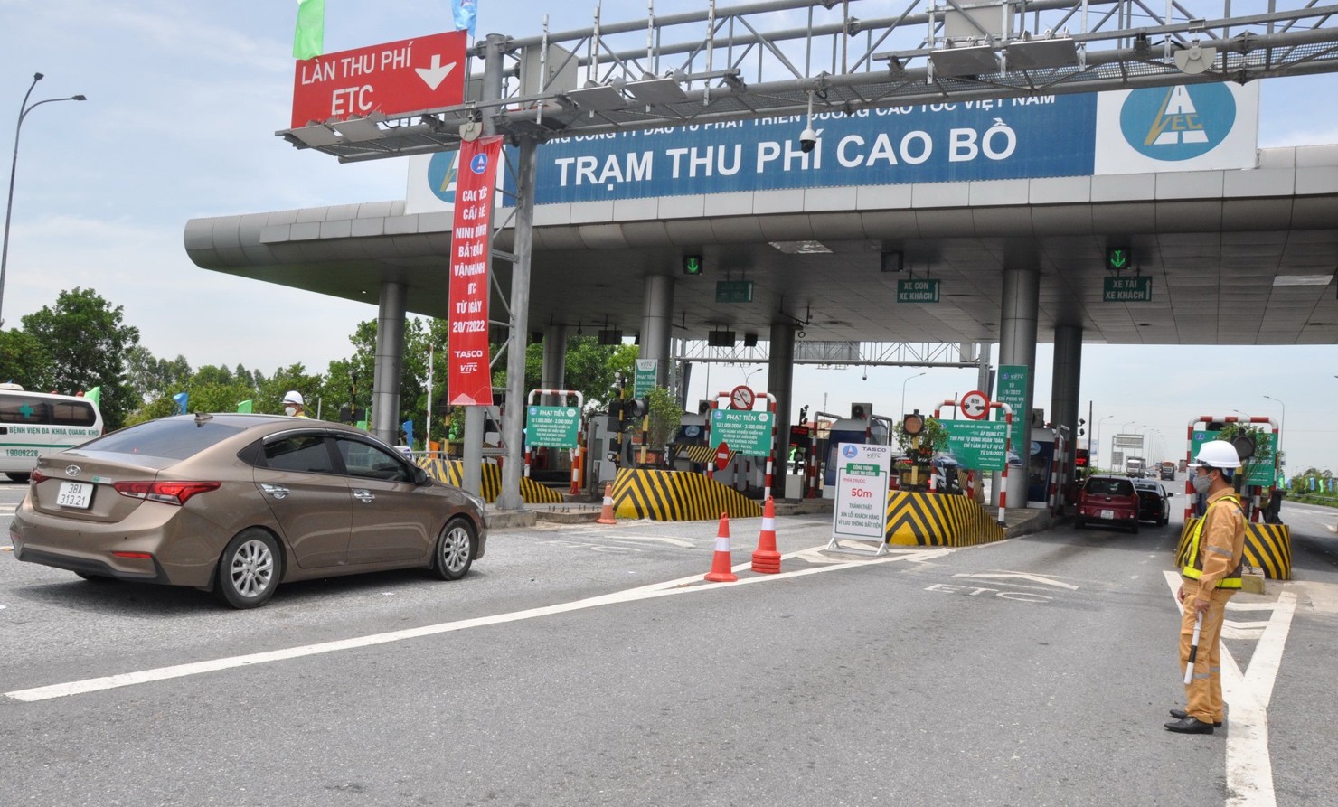 Trạm bongdaso vn phí trên cao tốc Cầu Giẽ - Ninh Bình. Ảnh: BCP