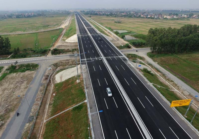 Chính phủ yêu cầu không để đội giá khi đầu tư xây dựng cao tốc Gia Nghĩa - Chơn Thành. Ảnh minh họa
