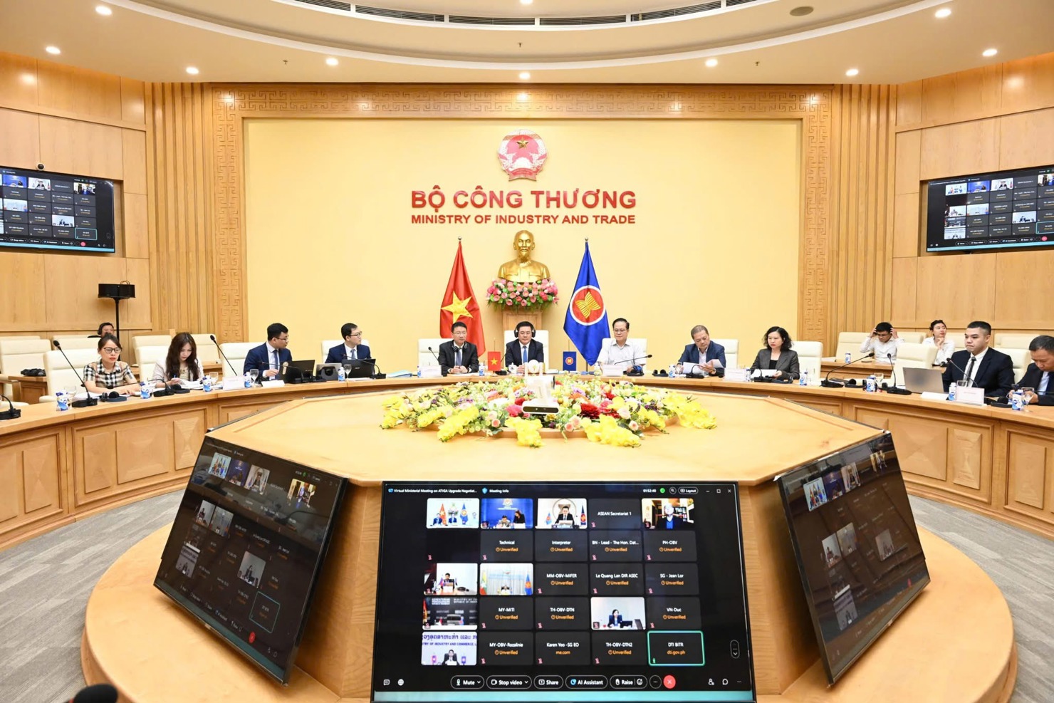 Đàm phán nâng cấp Hiệp định Thương mại Hàng hóa ASEAN