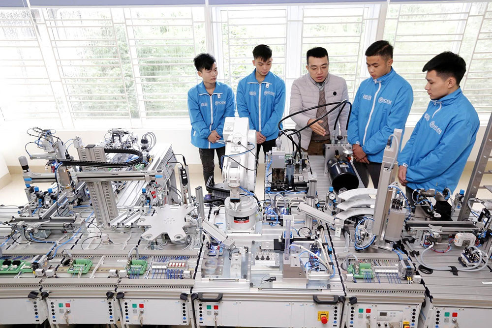 Làm sao để giáo dục nghề nghiệp thu hút được người học là bài toán vẫn đang đặt ra?